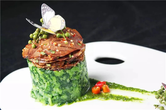 【涼菜】藤椒牛肉配菜心