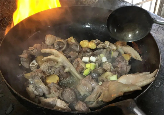 【創(chuàng)新菜】鹿家燉雞