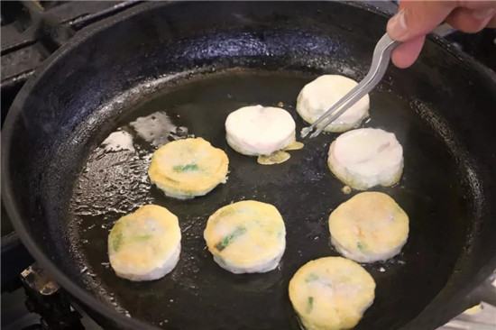 【粵菜】韭菜煎魚餅