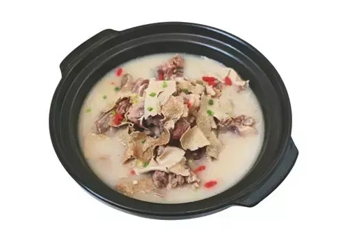 【農家菜】豆腐鍋巴燉筒骨