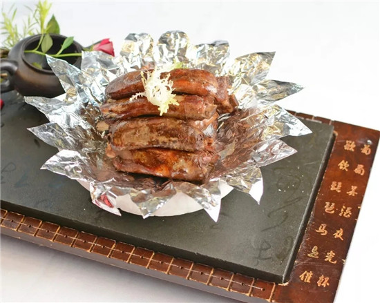 【酒樓菜】鹽?h辣仔骨