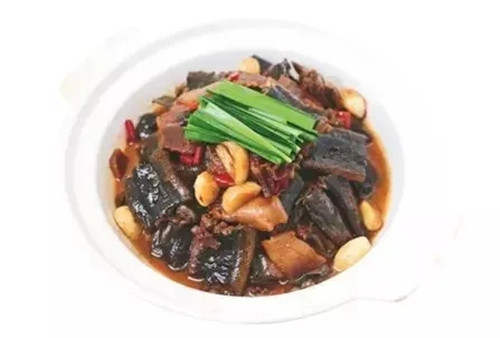 【農家菜】臘肉燒土黃鱔