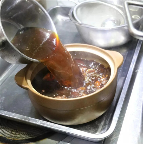 【熱賣菜】黑蒜文蛤龍骨湯