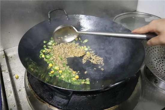 【熱賣菜】鲊辣椒炒藕丁