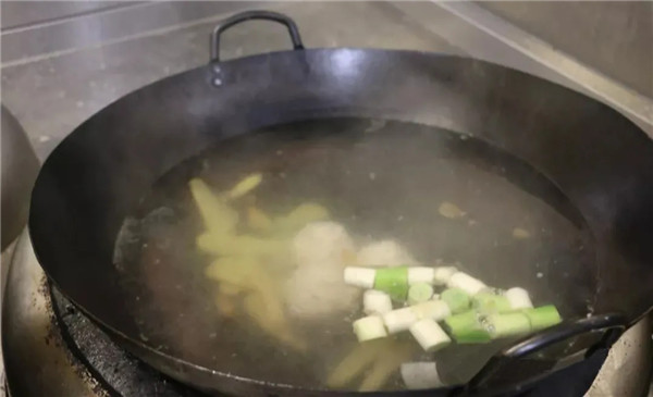 【酒店菜】清湯江團獅子頭