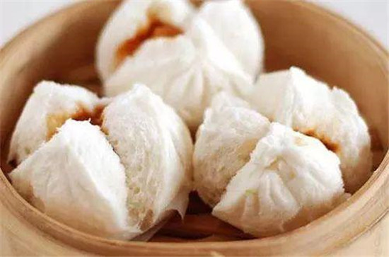 痛心！粵點(diǎn)泰斗陳勛于28日仙逝，他的一生，全奉獻(xiàn)于點(diǎn)心