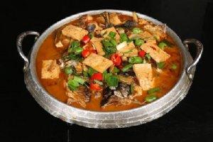 鍋仔農家豆腐魚頭