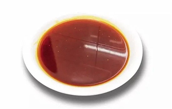 跟大家分享一款自制油，用來烹江鮮，味道非常棒！