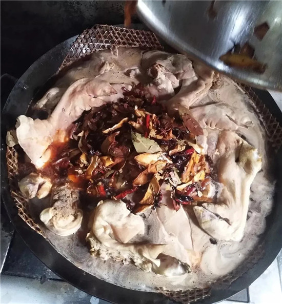 【粵菜】招牌三杯豬手