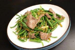 黃瓜花炒澳洲牛肋肉