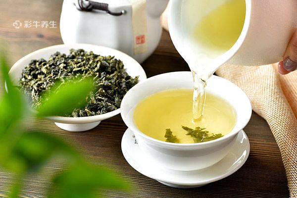 綠茶和菊花能一起泡嗎 綠茶和菊花泡水喝的功效
