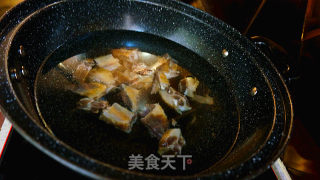 排骨米線煲的做法步驟：2