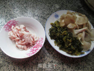 肉絲酸菜炒秀珍菇的做法步驟：1