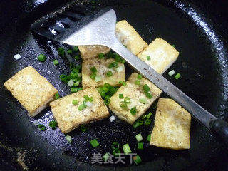 椒鹽豆腐的做法步驟：8