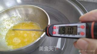 凍酸奶藍(lán)莓慕斯的做法步驟：8