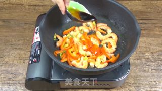 四季餐桌|泰式香芒甜辣蝦的做法步驟：6