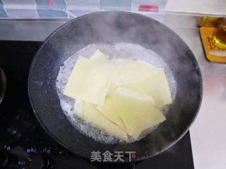 醬爆里脊肉絲??醬香濃郁，香而不油膩的做法步驟：4