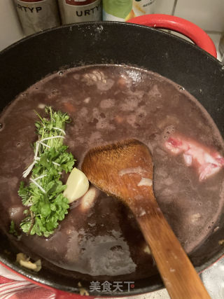 法式紅酒燉牛肉的做法步驟：17