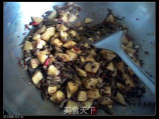 干豆角土豆燜面的做法步驟：5