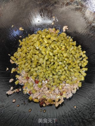 肉末酸豆角的做法步驟：8
