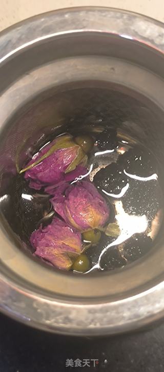 桑葚玫瑰花茶的做法步驟：2
