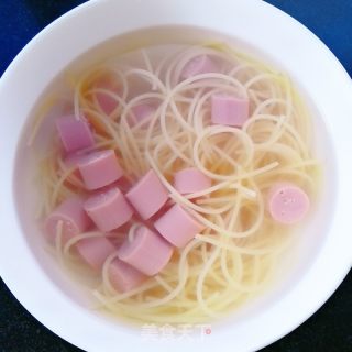 火腿腸蝦仁意面的做法步驟：10