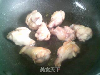 茭白油面筋燒雞翅根的做法步驟：5