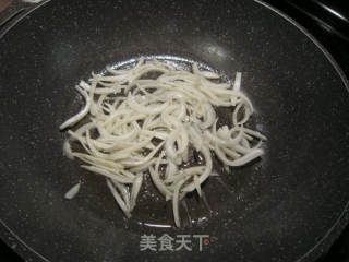 肉絲炒意面的做法步驟：6