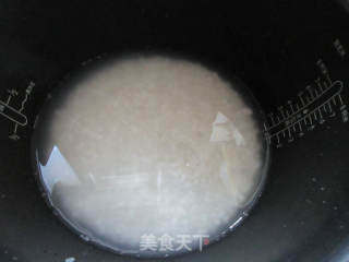 咸菜榨菜絲粢飯團的做法步驟：2