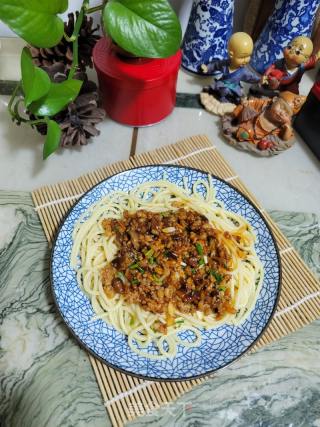 香菇肉醬拌意面的做法步驟：10