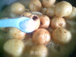 茭白油面筋燒雞翅根的做法步驟：10