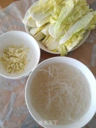 蒜蓉粉絲娃娃菜—白菜做出海鮮味的做法步驟：1