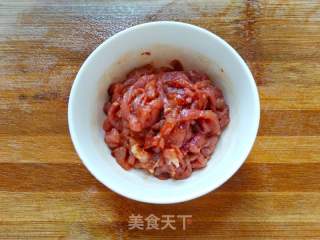揚州干絲炒肉絲的做法步驟：6