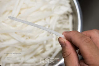 鮮辣冬陰功蘿卜糕的做法步驟：3