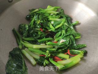清炒芥蘭的做法步驟：7