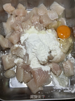 糖醋巴沙魚的做法步驟：3