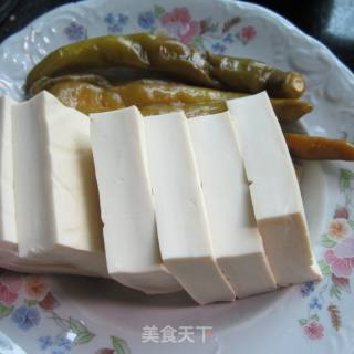 酸辣椒蒸豆腐的做法步驟：1