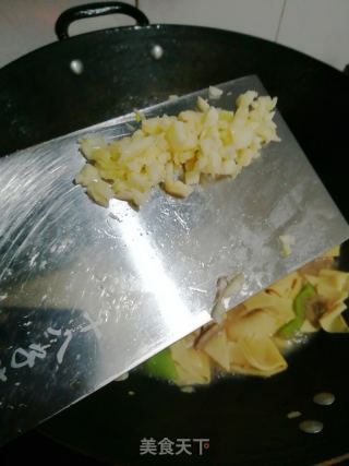 尖椒干豆腐的做法步驟：8