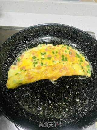 火腿厚蛋燒的做法步驟：7