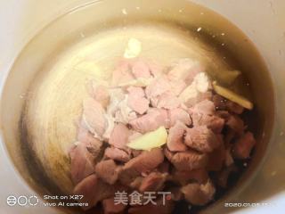羅宋湯的做法步驟：1