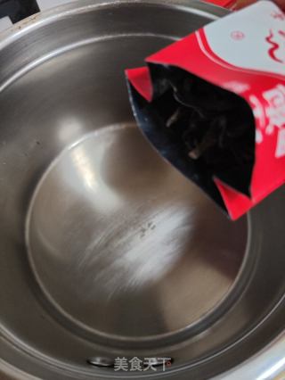 焦糖奶茶的做法步驟：2