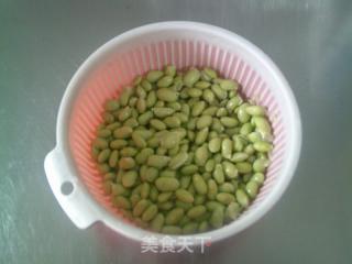 榨菜絲毛豆炒面筋的做法步驟：2