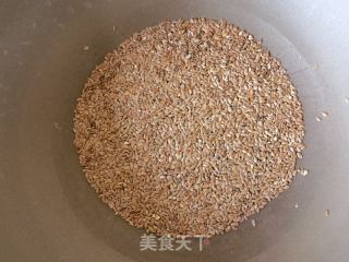 自制胡麻鹽兒的做法步驟：1
