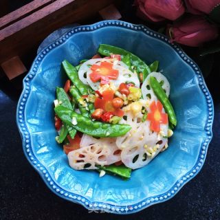 藕片拌荷蘭豆的做法步驟：10
