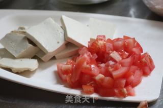 西紅柿肉丸豆腐湯的做法步驟：4