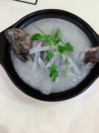 白蘿卜鯽魚(yú)湯的做法步驟：9
