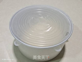 南瓜煉乳吐司（一次發(fā)酵）的做法步驟：1