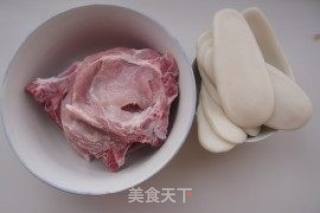 上海風(fēng)味——排骨年糕的做法步驟：1