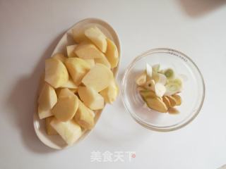 土豆燉排骨+花卷一鍋出的做法步驟：5
