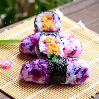 紫甘藍(lán)飯團(tuán)